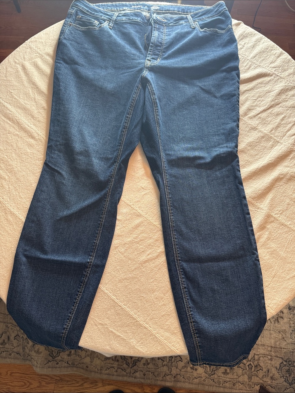 Old Navy Women's Straight Leg Jeans in Dark Blue Denim